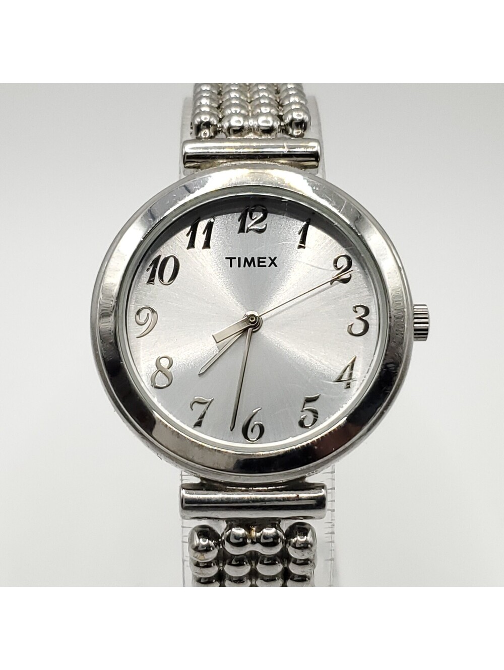 Timex T2P204 Womens Quartz Watch 30mm Silver Tone New Battery